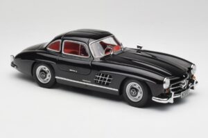 Mercedes 300 SL W198 Fekete Minichamps 1:18 180039004 Fém – 6. kép a 8-ből