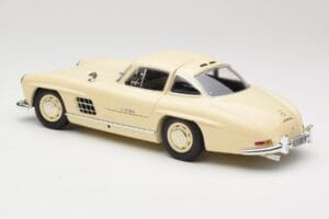 Mercedes 300 SL W198 Krémszínű Minichamps 1:18 110037212 Fém – 7. kép a 8-ből