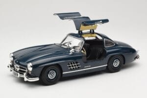 Mercedes 300 SL W198 Gullwing Sötétkék Minichamps 1:18 110037216 Fém – 2. kép a 8-ből