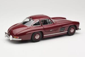 Mercedes 300 SL W198 Gullwing Sötétvörös Minichamps 1:18 110037218 Fém – 3. kép a 8-ből