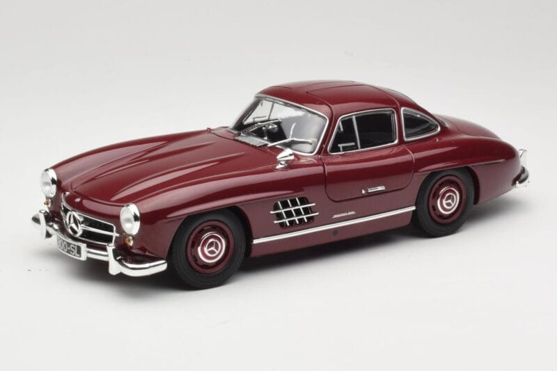 Mercedes 300 SL W198 Gullwing Sötétvörös Minichamps 1:18 110037218 Fém