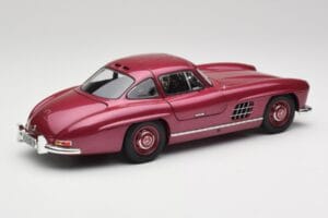 Mercedes 300 SL W198 Tűzpiros Minichamps 1:18 180039008 Fém – 3. kép a 8-ből