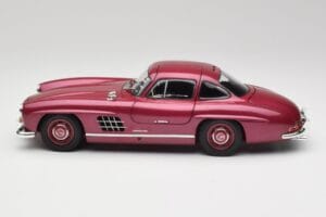 Mercedes 300 SL W198 Tűzpiros Minichamps 1:18 180039008 Fém – 4. kép a 8-ből