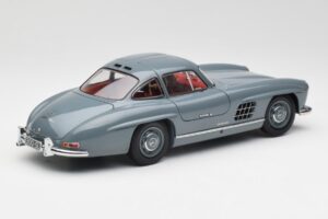 Mercedes 300 SL W198 Graphite Szürke Minichamps 1:18 180039005 Fém – 3. kép a 8-ből