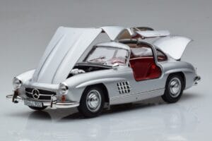 Mercedes 300 SL W198 Gullwing Norev 1:18 183850 Fém – 2. kép a 8-ből
