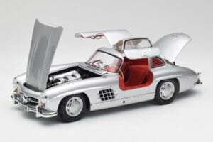 Mercedes 300 SL W198 Gullwing Ezüst Minichamps 1:18 180039000 Fém – 2. kép a 8-ből