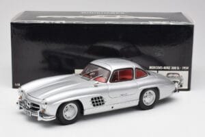 Mercedes 300 SL W198 Gullwing Ezüst Minichamps 1:18 180039000 Fém – 8. kép a 8-ből