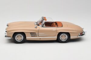 Mercedes 300 SL W198 Roadster Világosbarna Minichamps 1:18 180039032 Fém – 4. kép a 8-ből
