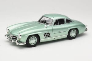 Mercedes 300 SL W198 Gullwing Light Green Metallic Minichamps 1:18 110037221 Fém