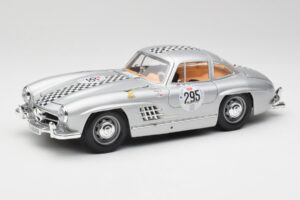 Mercedes 300 SL W198 #295 1954 Bburago 1:18 32813 Fém