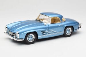 Mercedes 300 SL W198 Roadster Hardtop Light Blue Metallic Minichamps 1:18 180039042 Fém – 3. kép a 9-ből