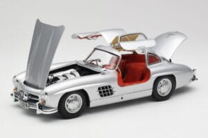 Mercedes 300 SL W198 Gullwing Ezüst Metál Minichamps 1:18 B66040379 Fém – 2. kép a 8-ből