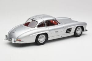 Mercedes 300 SL W198 Gullwing Ezüst Metál Minichamps 1:18 B66040379 Fém – 3. kép a 8-ből