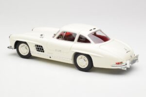 Mercedes 300 SL W198 Fehér Minichamps 1:18 180039006 Fém – 7. kép a 8-ből