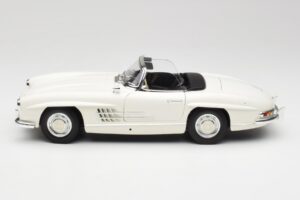 Mercedes 300 SL W198 Roadster Fehér Puhafedeles Minichamps 1:18 180039034 Fém – 5. kép a 9-ből