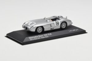 Mercedes 300 SLR #19 P. Levegh / J. Fitch 24 Hours of Le Mans 1955 Minichamps 1:43 432553000 Fém – 2. kép a 4-ből