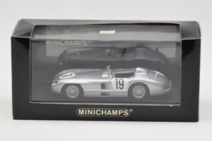 Mercedes 300 SLR #19 P. Levegh / J. Fitch 24 Hours of Le Mans 1955 Minichamps 1:43 432553000 Fém – 4. kép a 4-ből