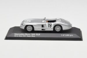 Mercedes 300 SLR #19 P. Levegh / J. Fitch 24 Hours of Le Mans 1955 Minichamps 1:43 432553000 Fém