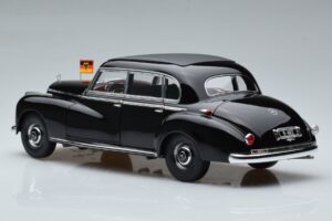 Mercedes 300 W186 Konrad Adenauer Norev 1:18 183707 Fém – 7. kép a 9-ből