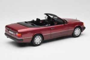 Mercedes 300CE-24 A124 Kabrió Almandine Piros Metál Norev 1:18 B66040616 Fém – 3. kép a 8-ből