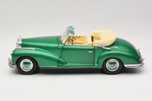 Mercedes 300S Cabriolet Green Metallic Maisto 1:18 52116 Fém – 4. kép a 7-ből