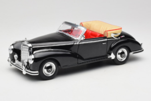 Mercedes 300S W188 Roadster Fekete Welly 1:18 801-3271398 Fém