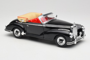 Mercedes 300S W188 Roadster Fekete Welly 1:18 801-3271398 Fém – 6. kép a 8-ből