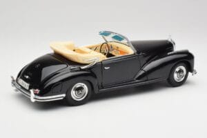 Mercedes 300SC W188 Obsidian Fekete Maisto 1:18 806B Fém – 3. kép a 8-ből