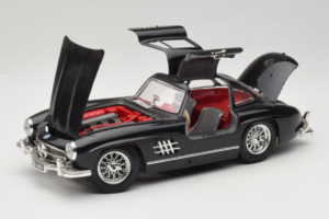 Mercedes 300SL Fekete Bburago 1:18 3015-M3 Fém – 2. kép a 8-ből