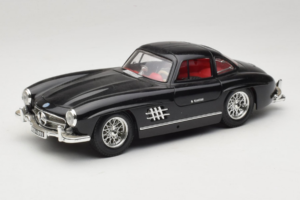 Mercedes 300SL Fekete Bburago 1:18 3015-M3 Fém