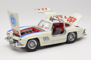 Mercedes 300SL #452 Mille Miglia 1955 Fehér Bburago 1:18 3015-M2 Fém – 2. kép a 8-ből