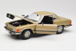 Mercedes 350 SL R107 Arany Sun Star 1:18 MB004 Fém – 2. kép a 8-ből