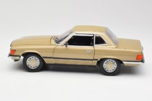 Mercedes 350 SL R107 Arany Sun Star 1:18 MB004 Fém – 4. kép a 8-ből