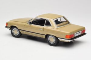 Mercedes 350 SL R107 Arany Sun Star 1:18 MB004 Fém – 7. kép a 8-ből