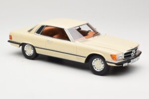Mercedes 350 SLC C107 Fehér Cult Models 1:18 CML049-1 Fém – 4. kép a 6-ből