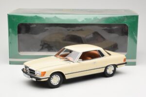 Mercedes 350 SLC C107 Fehér Cult Models 1:18 CML049-1 Fém – 6. kép a 6-ből