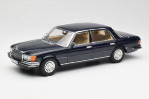 Mercedes 450 SEL 6.9 W116 Sötétkék Revell 1:18 8956 Fém