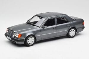 Mercedes 500 E W124 Pearl Szürke Norev 1:18 183946 Fém