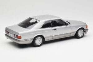 Mercedes 500 SEC C126 Ezüst AUTOart 1:18 76212 Fém – 3. kép a 8-ből