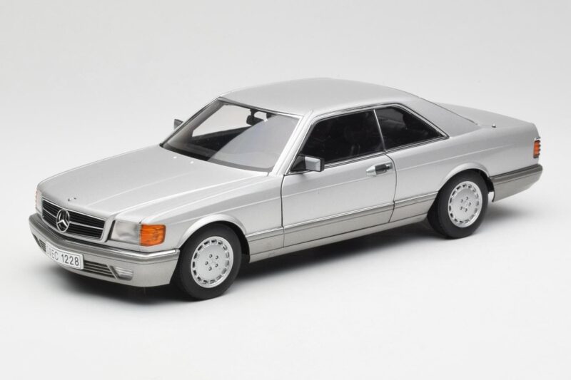 Mercedes 500 SEC C126 Ezüst AUTOart 1:18 76212 Fém