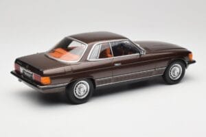 Mercedes 500 SLC C107 Beige Metallic KK-Scale 1:18 KKDC180851 Fém – 2. kép a 6-ből