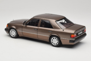 Mercedes 500E W124 Impala Metallic Norev 1:18 183954 Fém – 7. kép a 8-ből