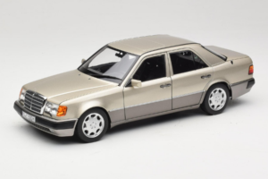 Mercedes 500E W124 Smoke Silver Kereskedői Kiadás Norev 1:18 B66040724 Fém
