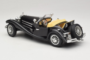 Mercedes 500K Roadster Fekete Bburago 1:18 3020-P2 Fém – 5. kép a 8-ből