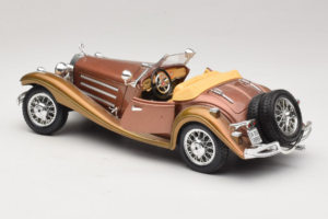 Mercedes 500K Roadster Réz Metallic Bburago 1:18 3020-P1 Fém – 5. kép a 8-ből