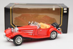 Mercedes 500K Roadster Piros Bburago 1:18 3020 Fém – 8. kép a 8-ből