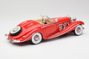 Mercedes 500K Special Roadster Piros Maisto 1:18 56058 Fém – 3. kép a 8-ből