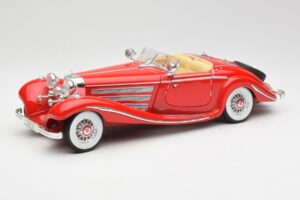 Mercedes 500K Special Roadster Piros Maisto 1:18 56058 Fém