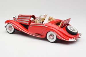 Mercedes 500K Special Roadster Piros Maisto 1:18 56058 Fém – 5. kép a 8-ből