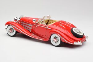 Mercedes 500K Special Roadster Piros Maisto 1:18 56058 Fém – 7. kép a 8-ből